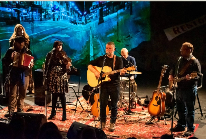 GREG WELLS & THE BLACKWATER BAND